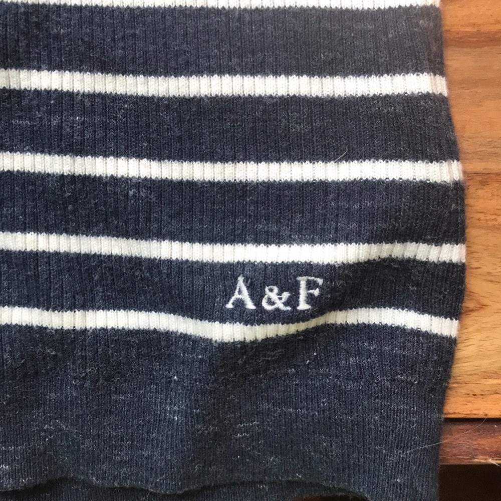 abercrombie sweater - Picture 4 of 5